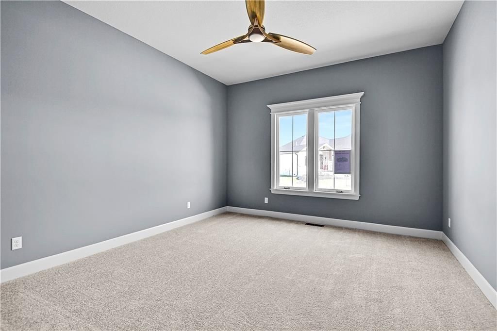 Photo 15 of 31 - 22047 W 94th Street