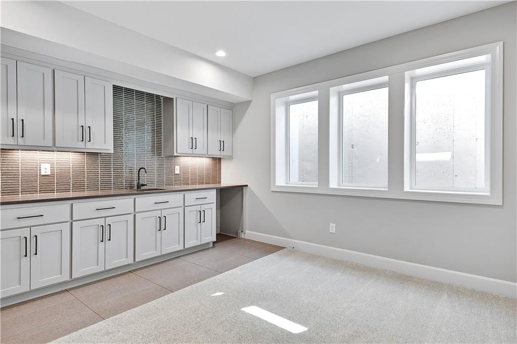 Photo 24 of 31 - 22047 W 94th Street