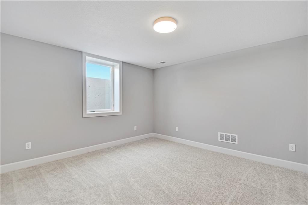 Photo 29 of 31 - 22047 W 94th Street