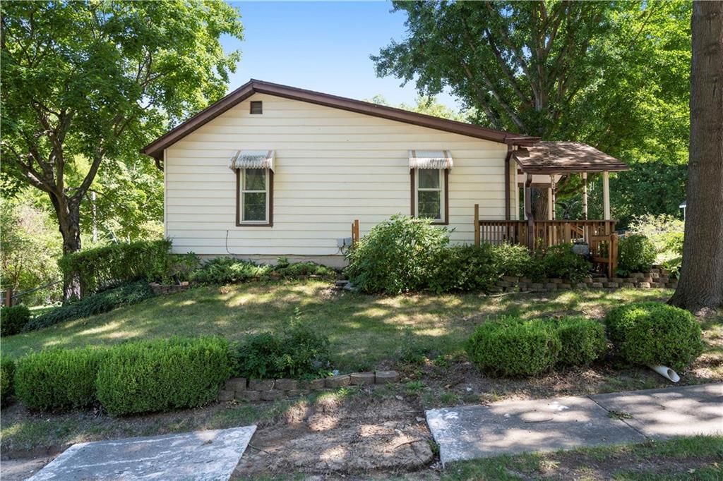 4029 N Cleveland Avenue — photo 40