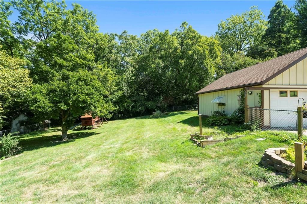 4029 N Cleveland Avenue — photo 44