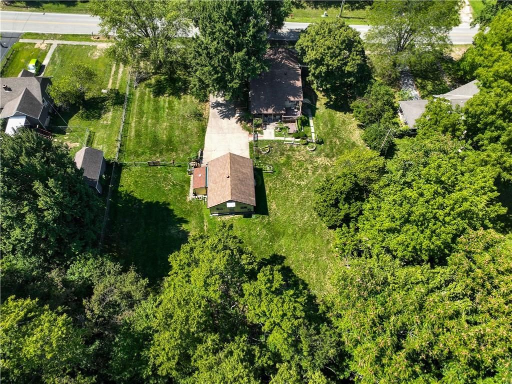 4029 N Cleveland Avenue — photo 53