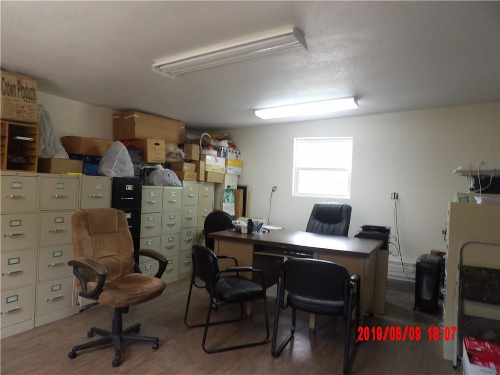 213 S Maple Street — photo 9