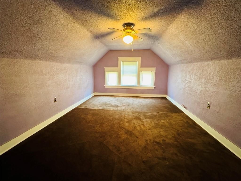 3926 Norledge Avenue — photo 23