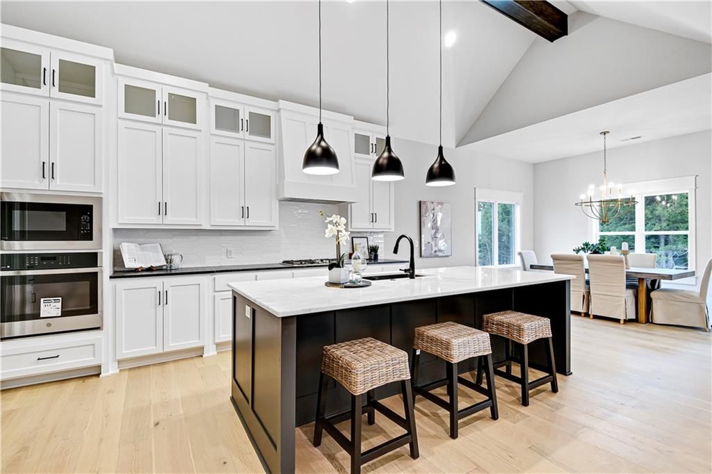 Photo 9 of 37 - 25079 W 98th Place