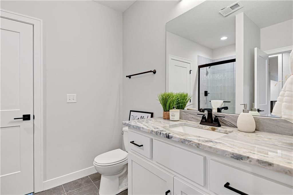 Photo 33 of 37 - 25079 W 98th Place