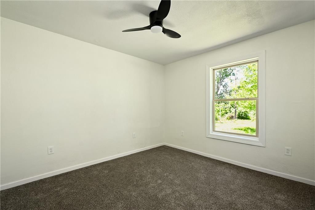 2406 Haskell Avenue — photo 14
