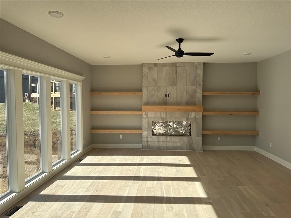 8809 N LISTER Court — photo 5