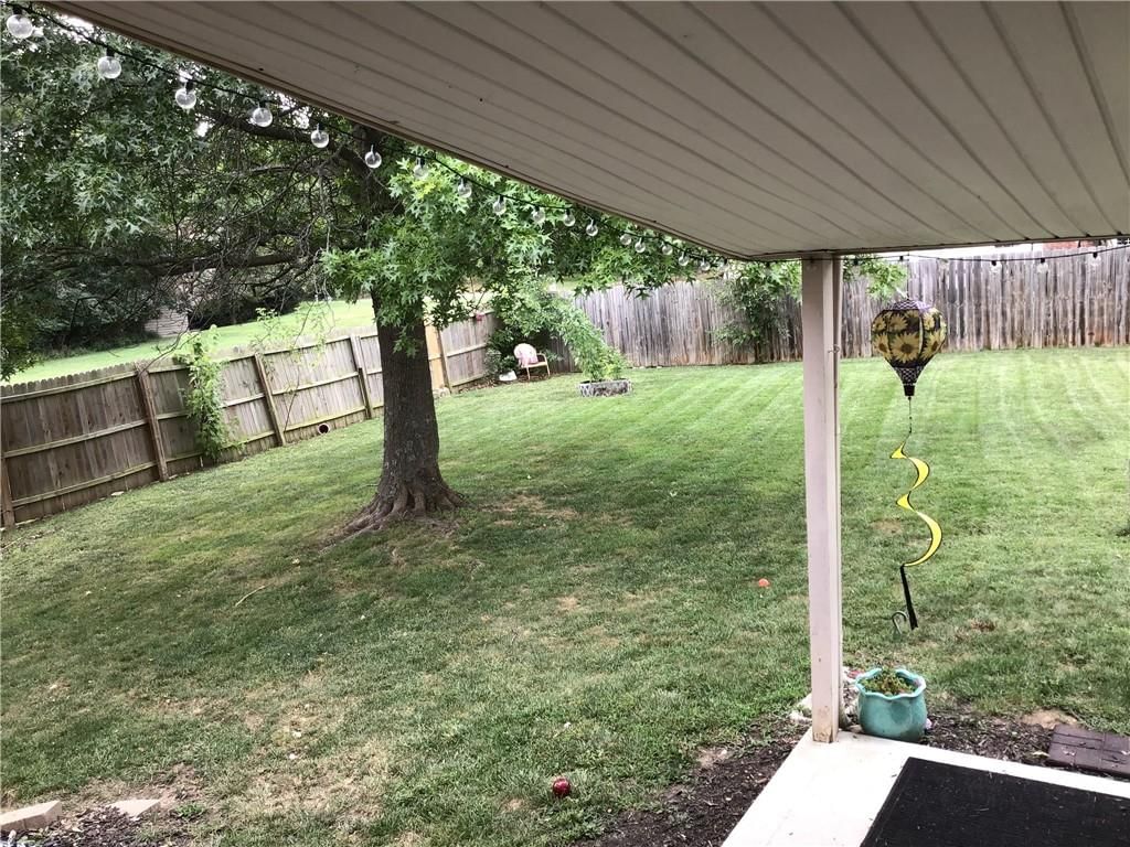 7910 N ANITA Drive — photo 38