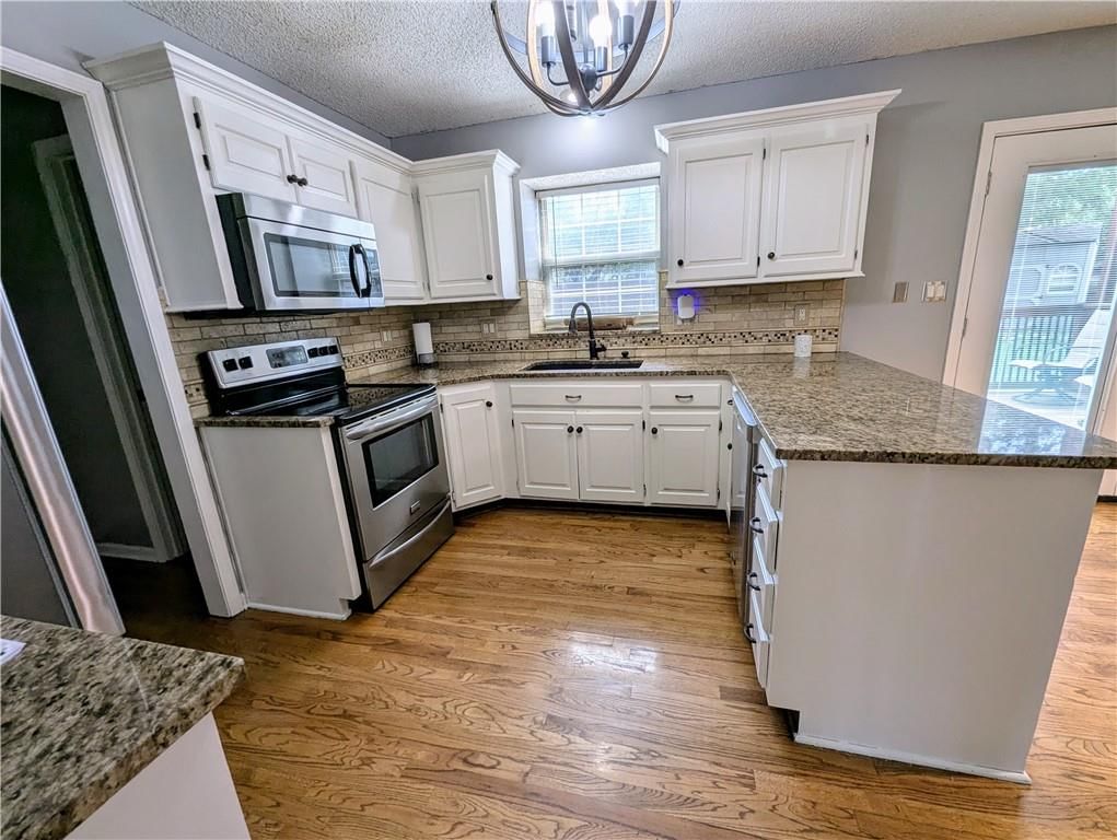 812 NW Rosaceae Drive — photo 13