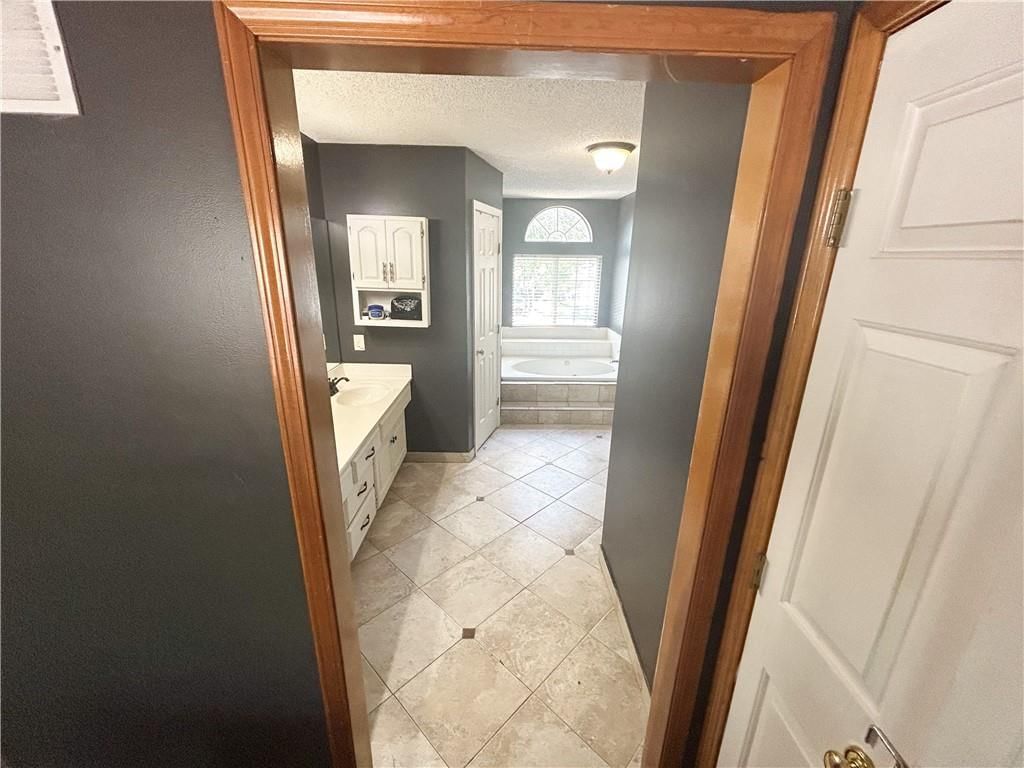 812 NW Rosaceae Drive — photo 29