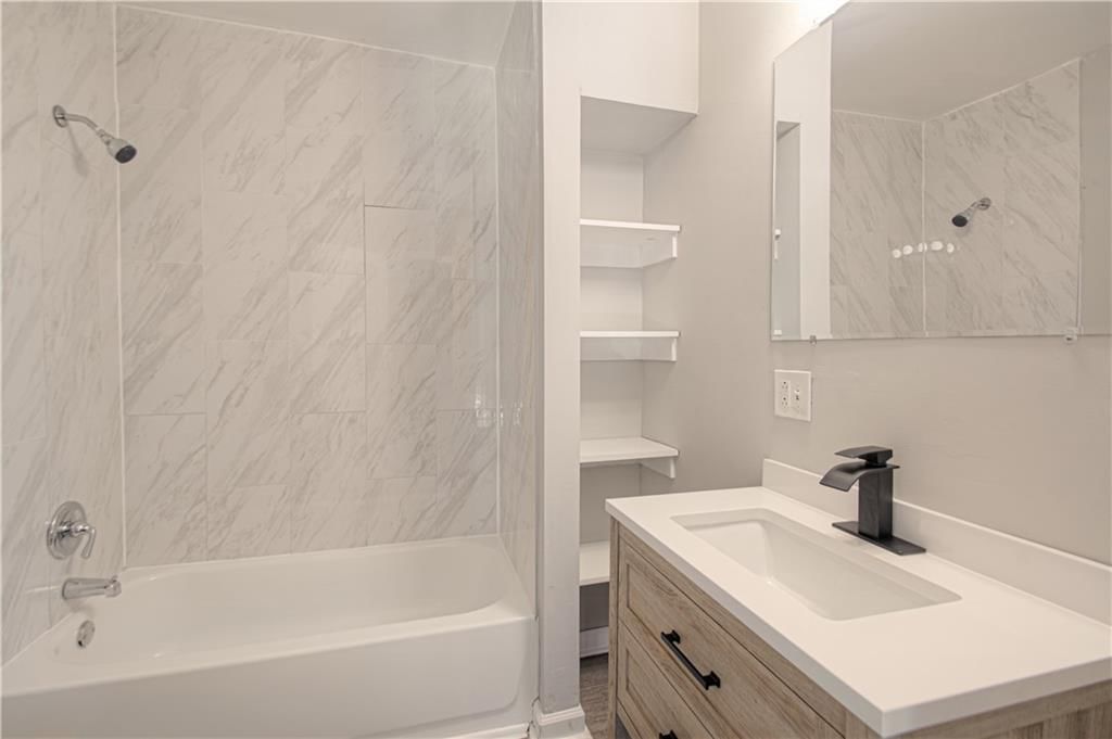 2708 Olive Street — photo 11