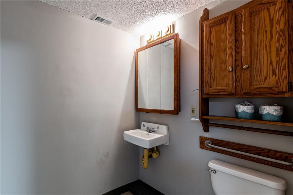 624 S 7th Street — photo 40