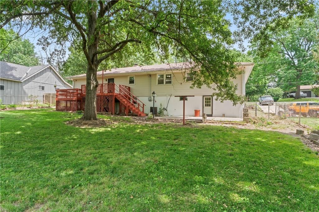 5422 N Tracy Avenue — photo 39