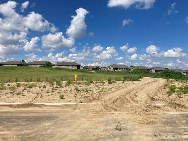 4600 Valley Ridge Drive — photo 2