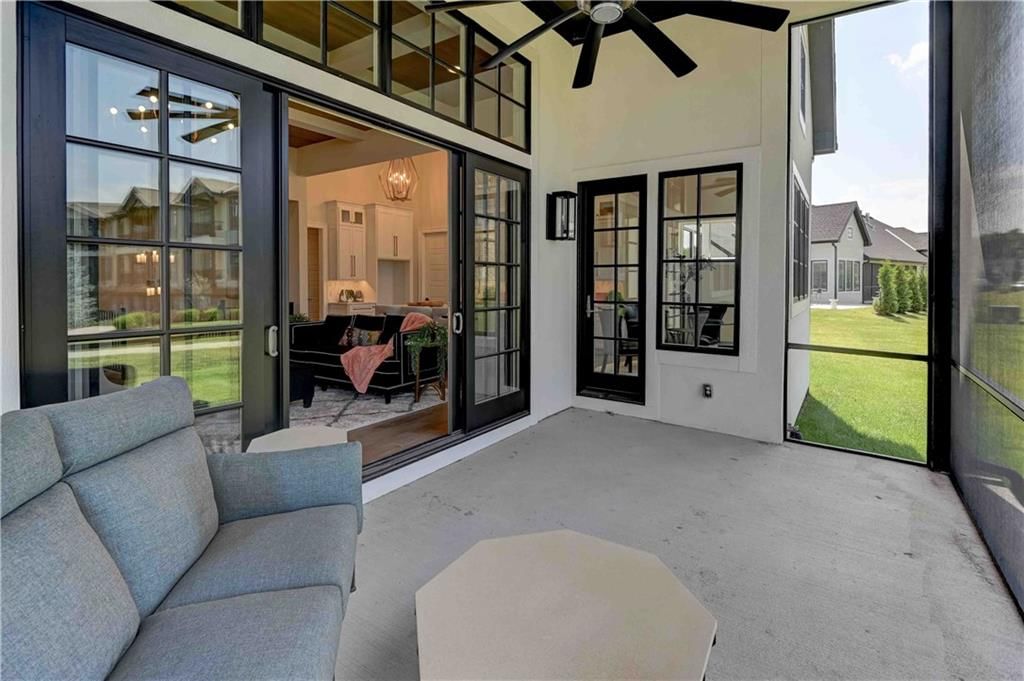 Photo 22 of 56 - 3912 W 85th St Street