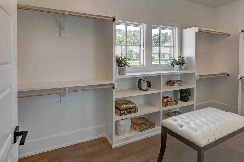 Photo 32 of 56 - 3912 W 85th St Street