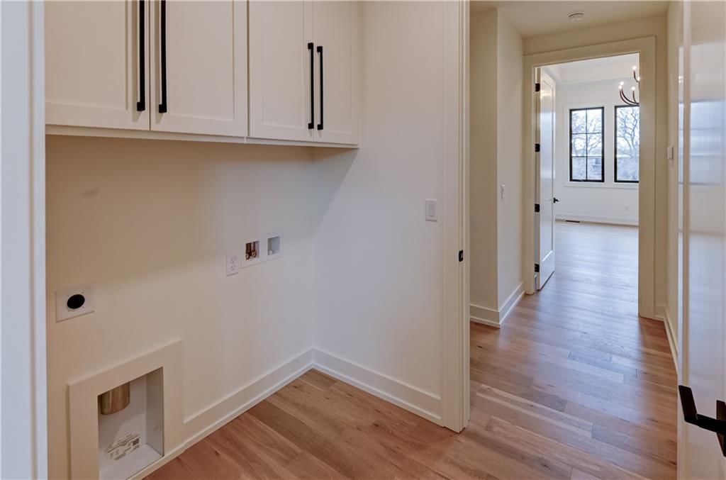 Photo 61 of 98 - 3902 W 84th Terrace