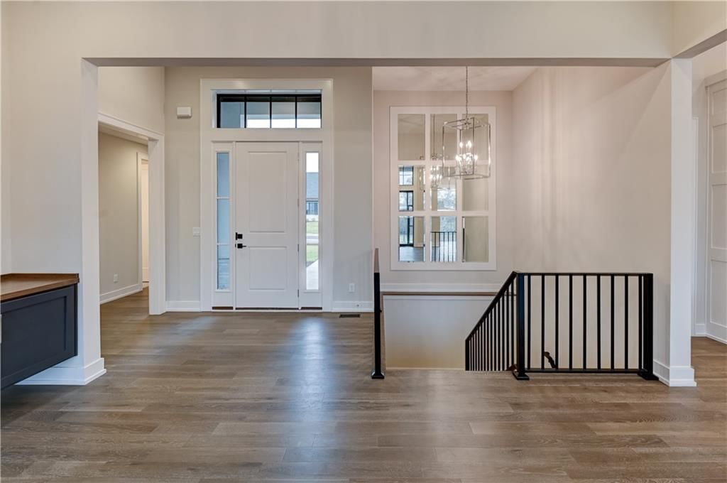 3906 W 84th Terrace — photo 9
