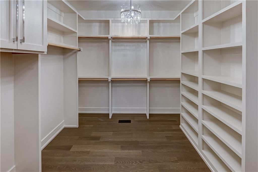 3906 W 84th Terrace — photo 28