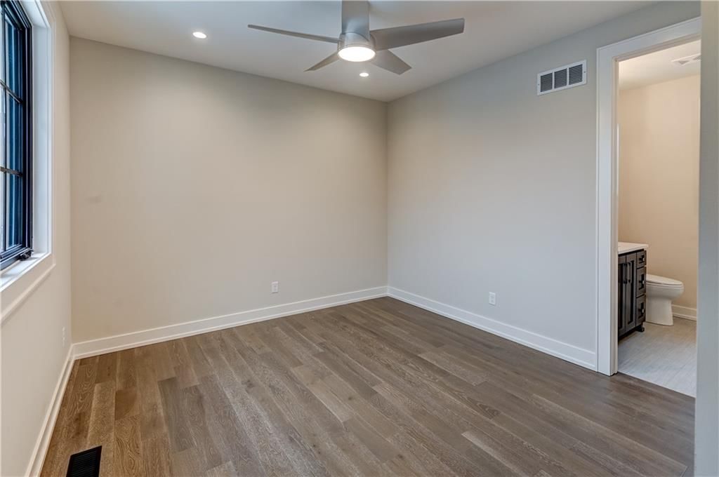 3906 W 84th Terrace — photo 36