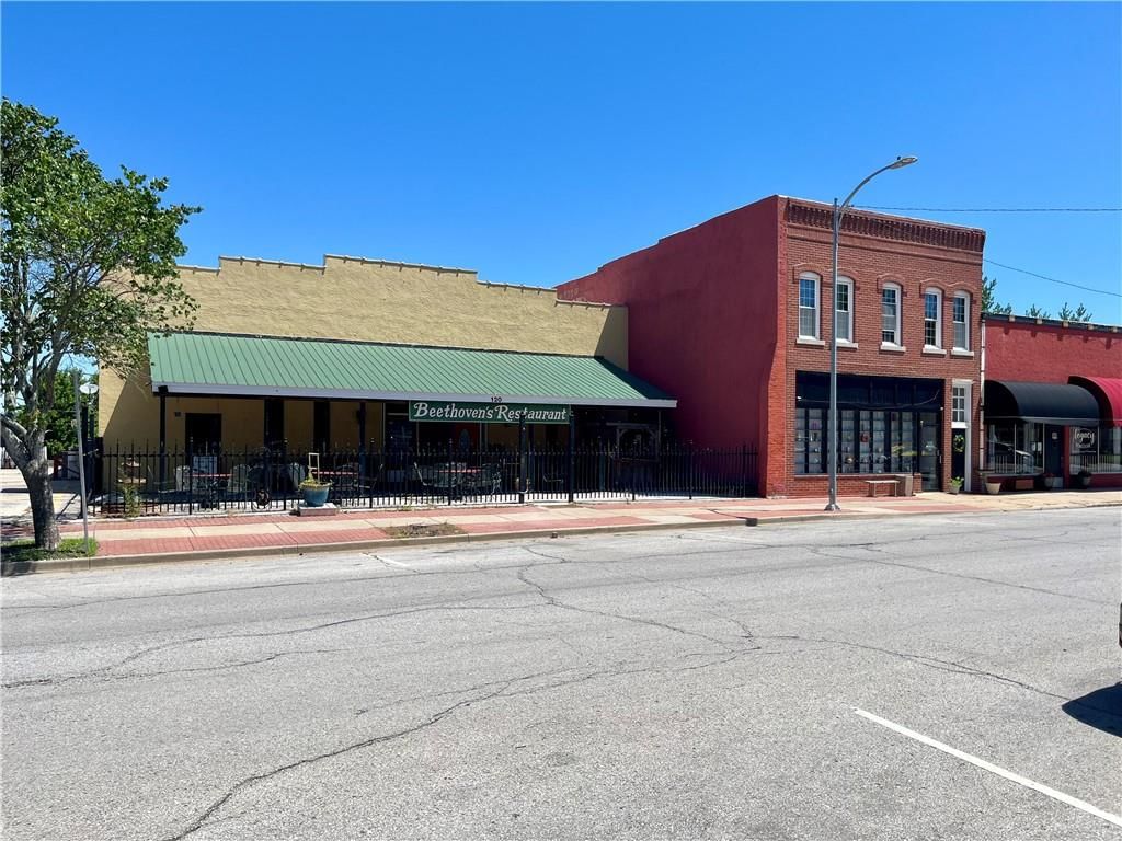 120 W Peoria Street — photo 33