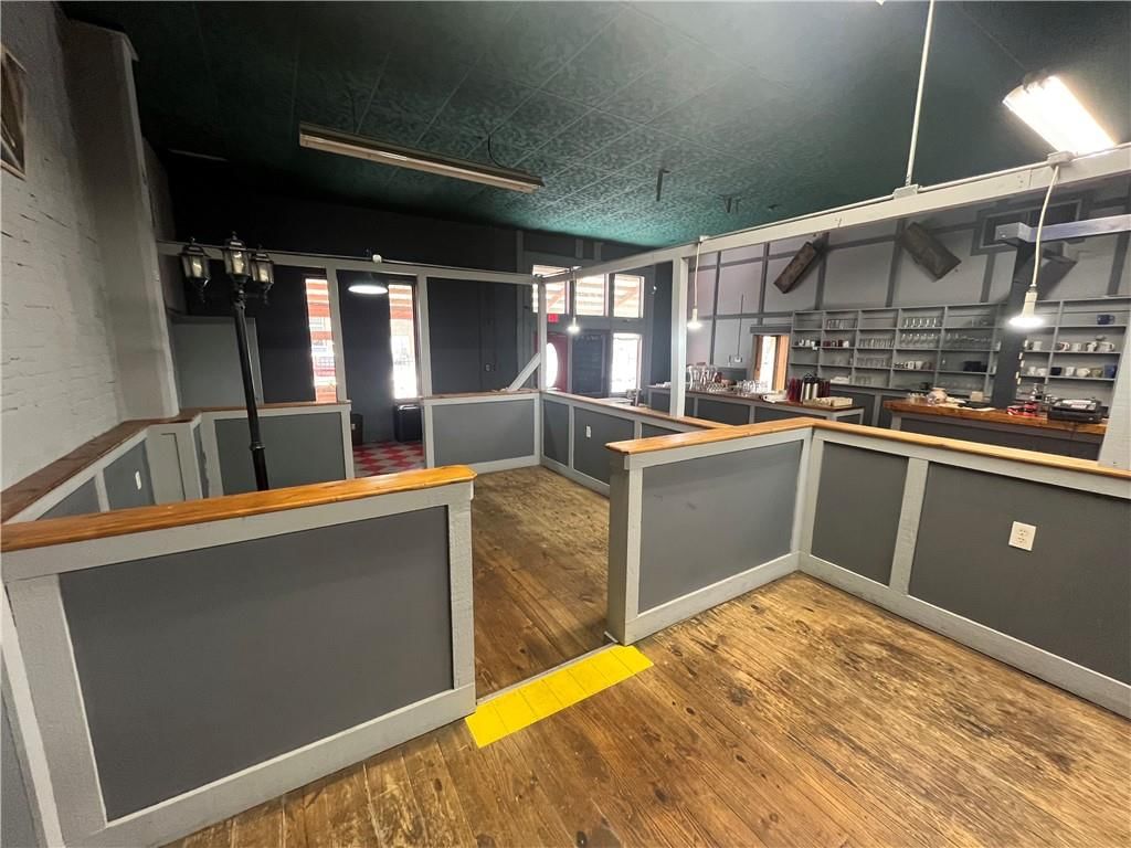 120 W Peoria Street — photo 41