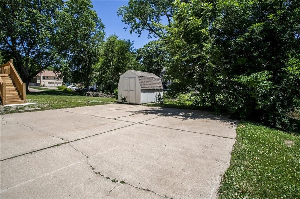 704 N 39th Street — photo 26