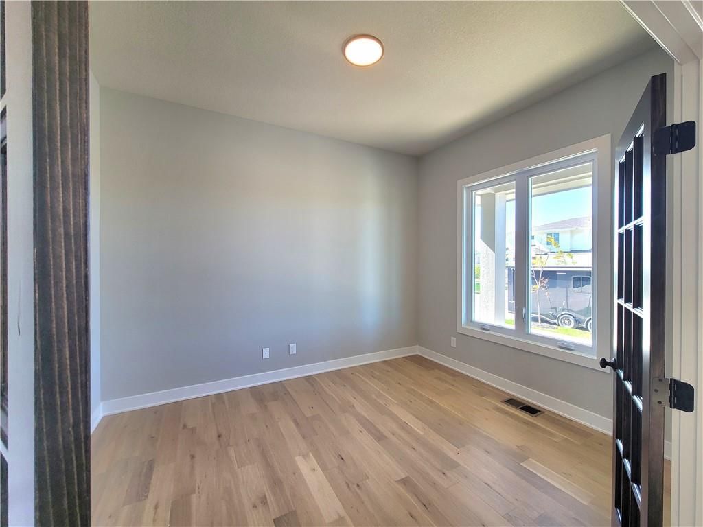 18225 Earnshaw Street — photo 5