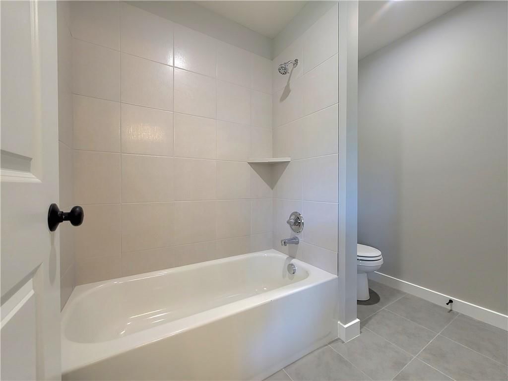 18225 Earnshaw Street — photo 29