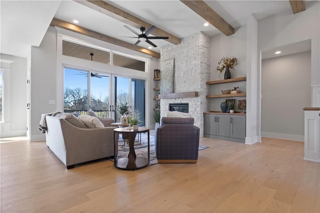 2520 NE Woodland Oak Circle — photo 9