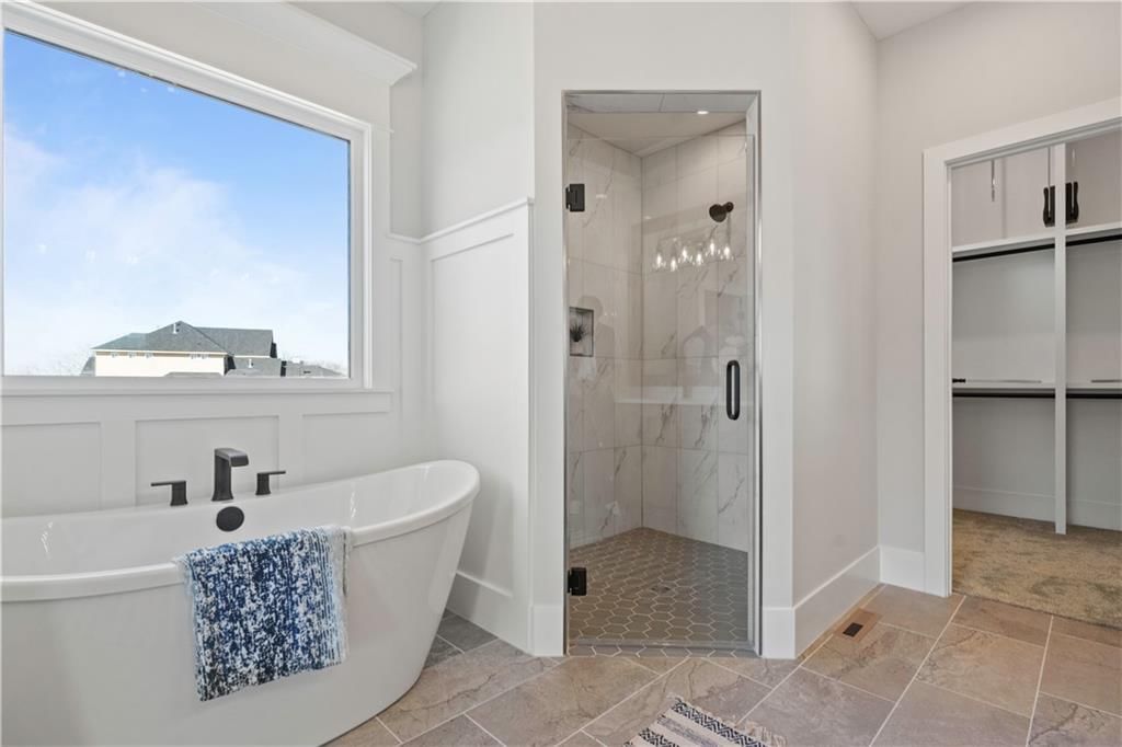 2520 NE Woodland Oak Circle — photo 33