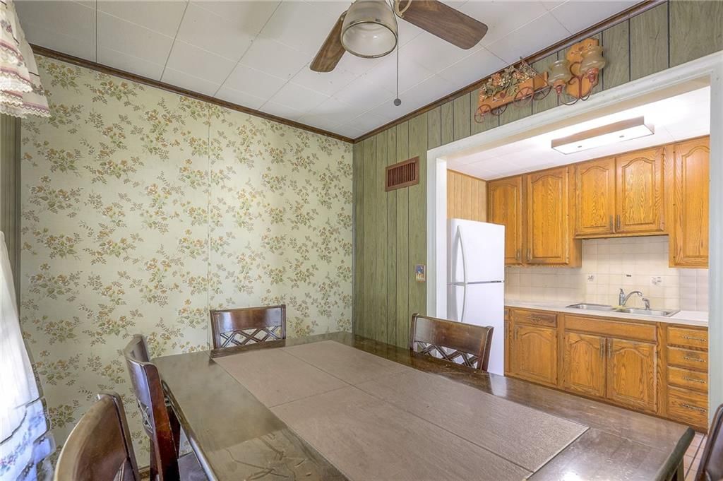 1215 Bellaire Avenue — photo 5