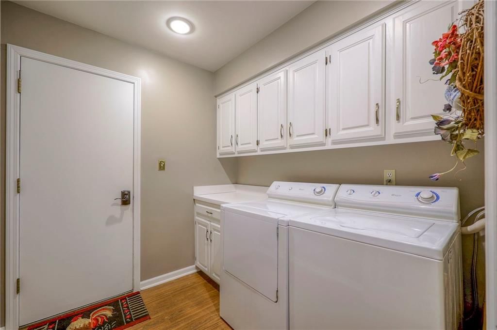 11305 Fontana Street — photo 28