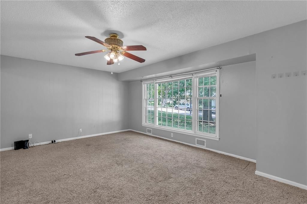 10212 Beacon Avenue — photo 5