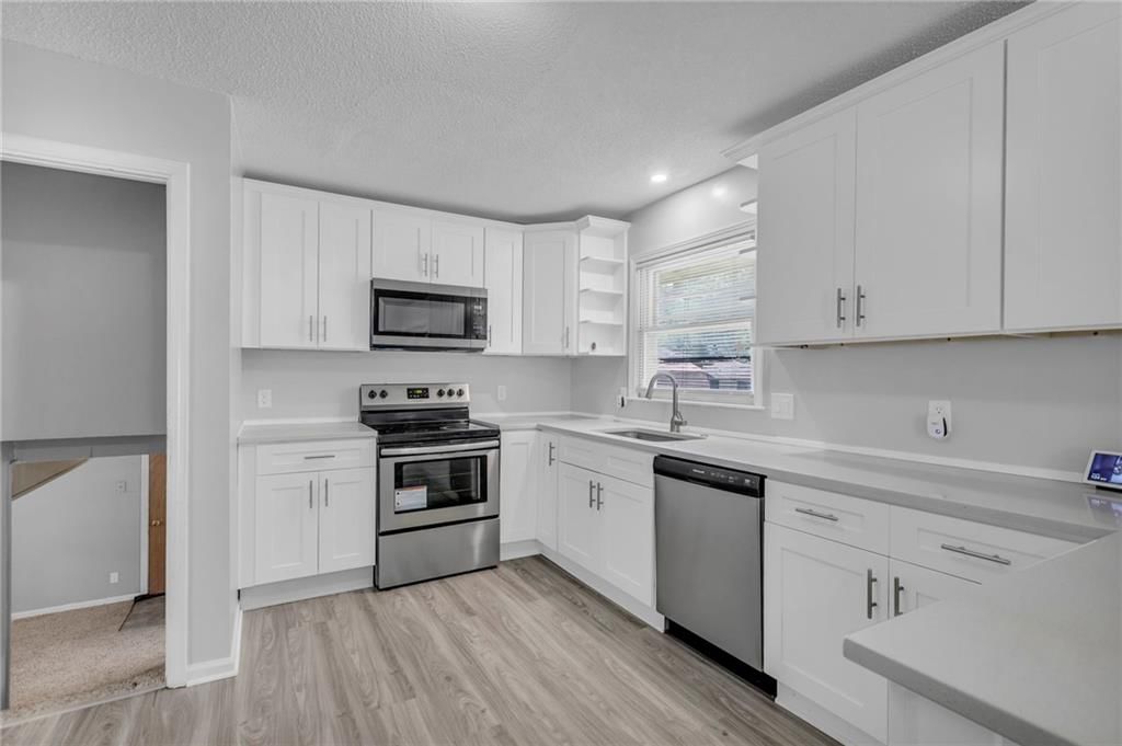 10212 Beacon Avenue — photo 10