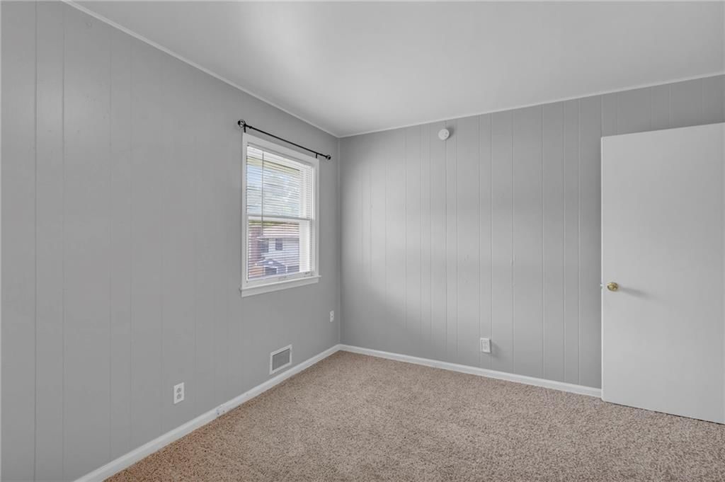 10212 Beacon Avenue — photo 22
