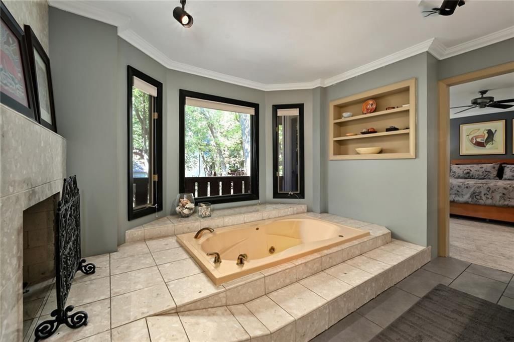 10516 W 123RD Street — photo 29