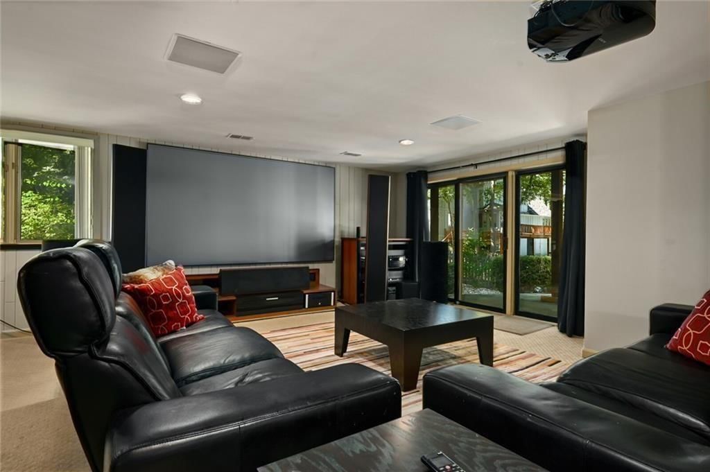 10516 W 123RD Street — photo 34