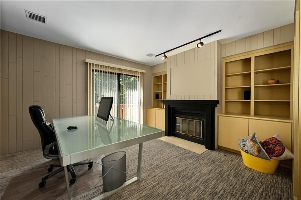 10516 W 123RD Street — photo 47