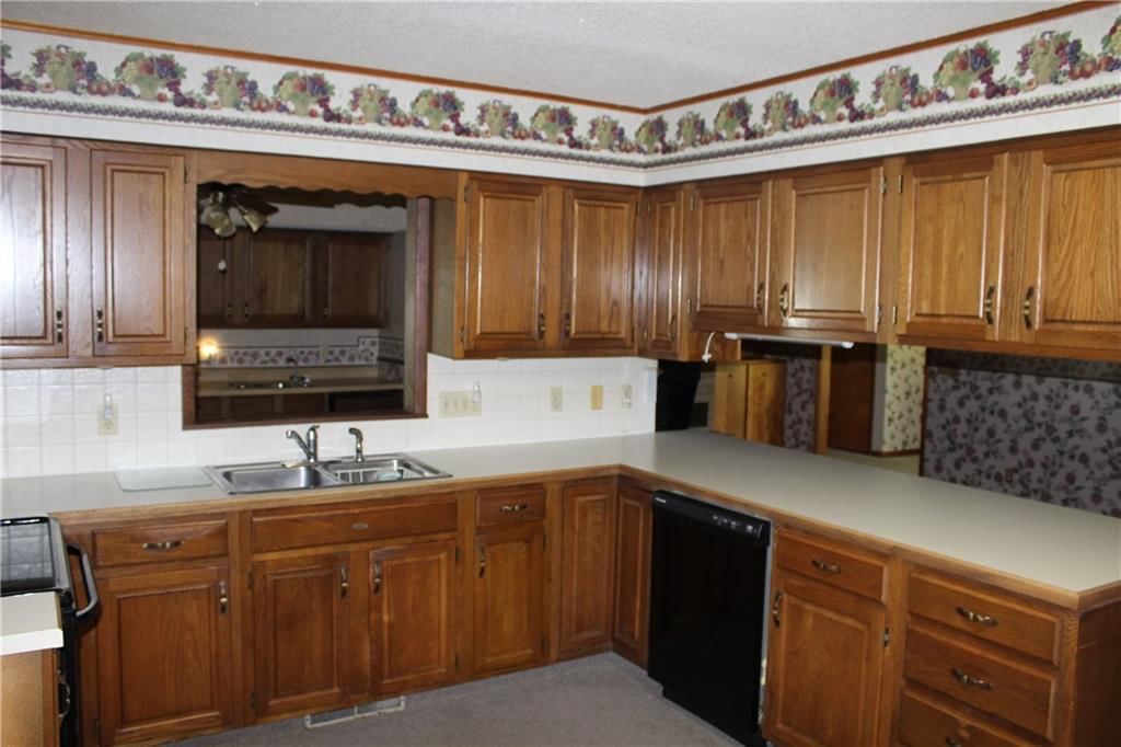 1104 N Walnut Street — photo 8
