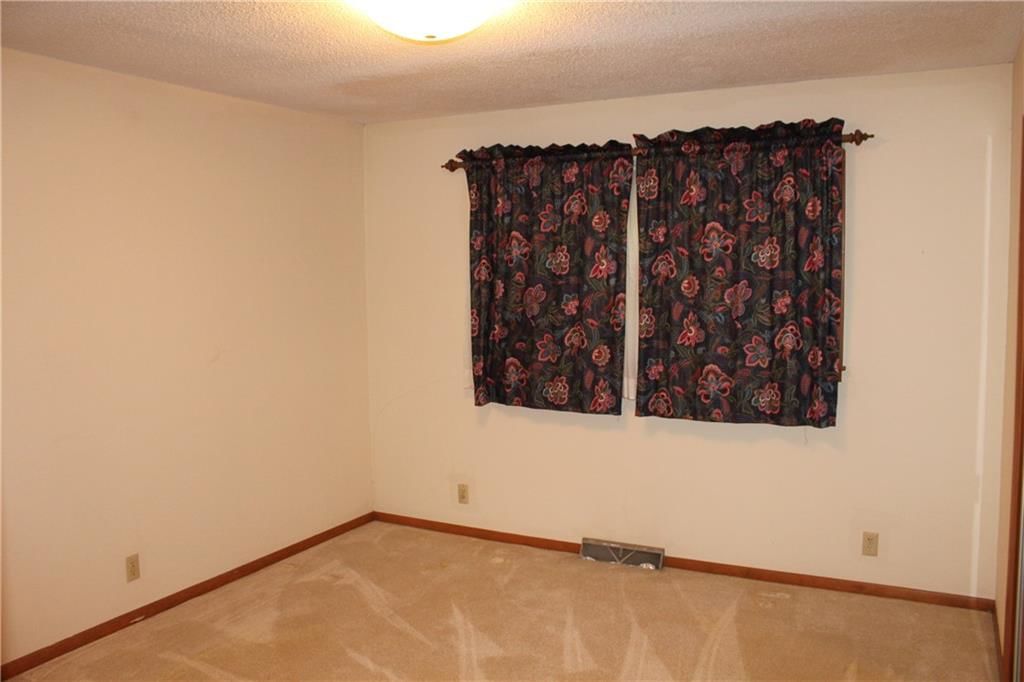 1104 N Walnut Street — photo 13