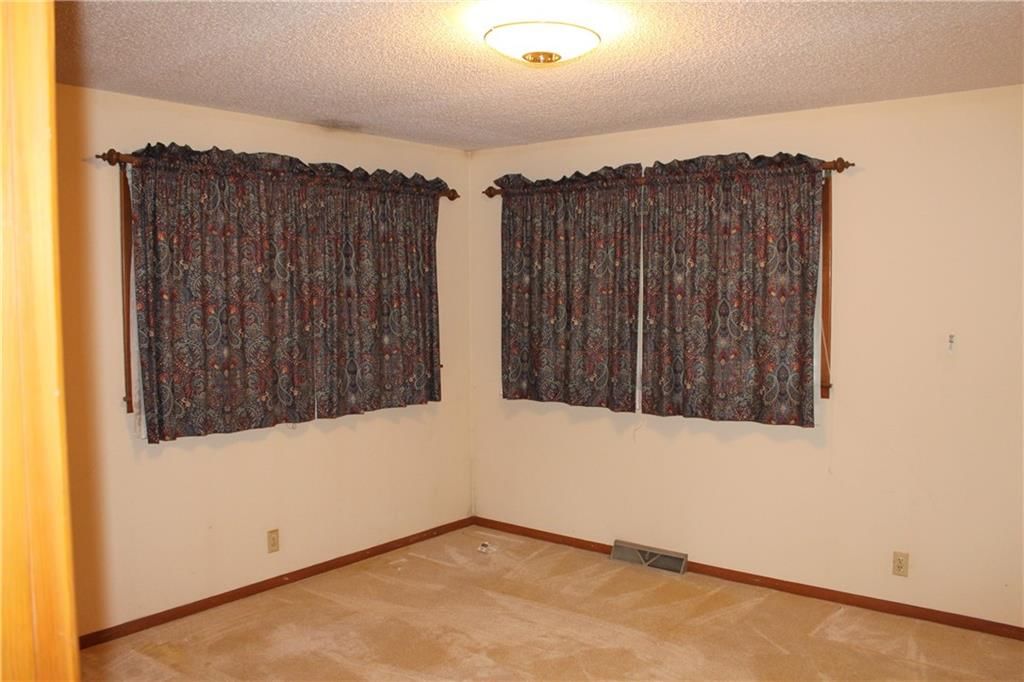1104 N Walnut Street — photo 15