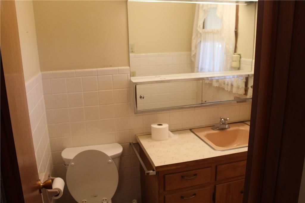 1104 N Walnut Street — photo 17