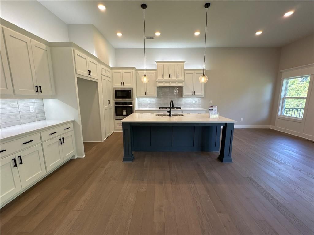 12710 NW Bittersweet Drive — photo 4