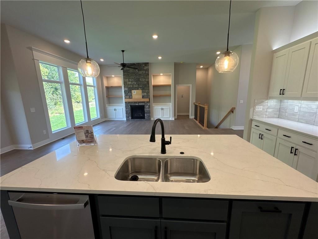 12710 NW Bittersweet Drive — photo 5