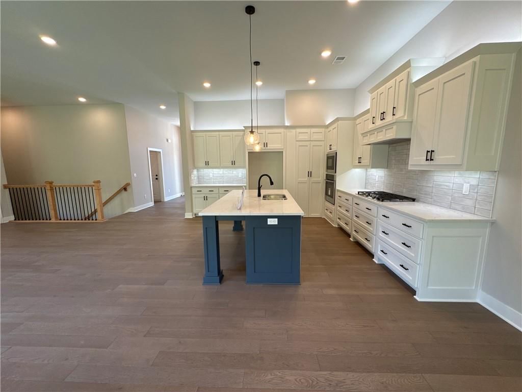 12710 NW Bittersweet Drive — photo 6