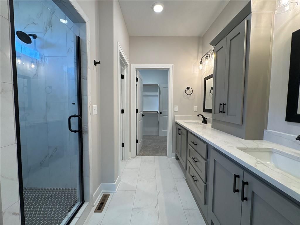 12710 NW Bittersweet Drive — photo 11
