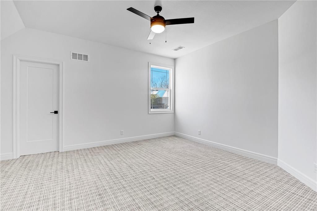 17001 Parkhill Street — photo 29