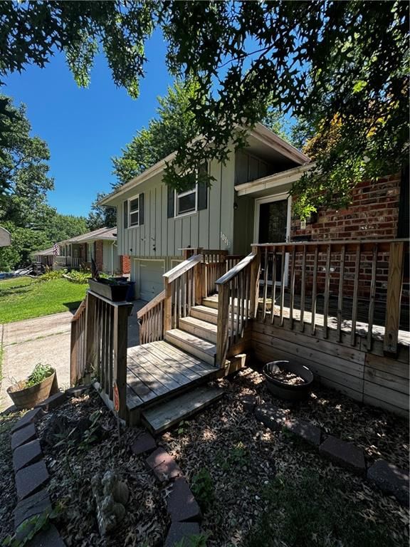 Photo 8 of 70 - 10813 E 65th Street